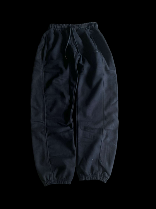 V2 BLACK JOGGERS